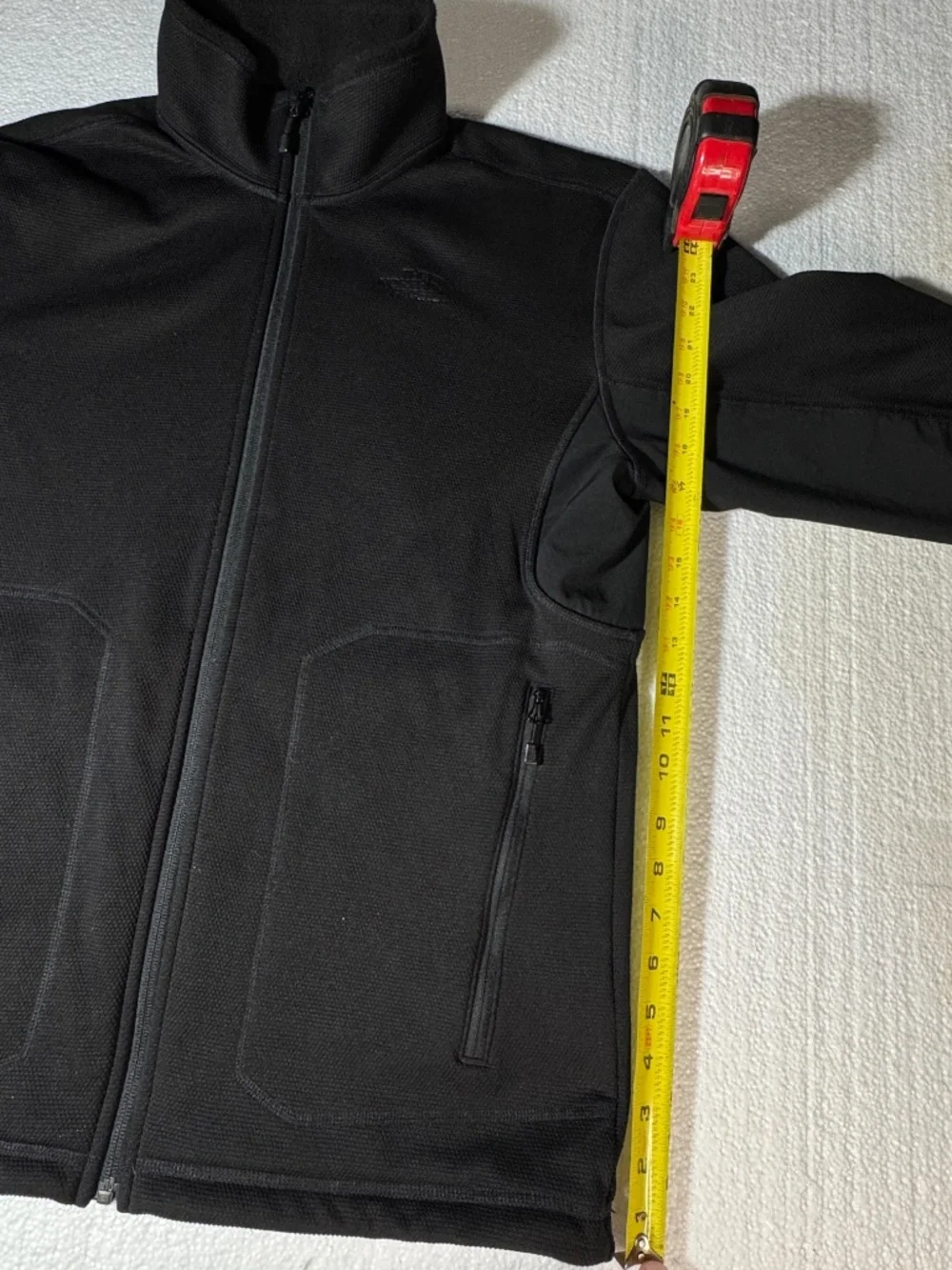 The North Face Men's Black Full-Zip Performance Jacket